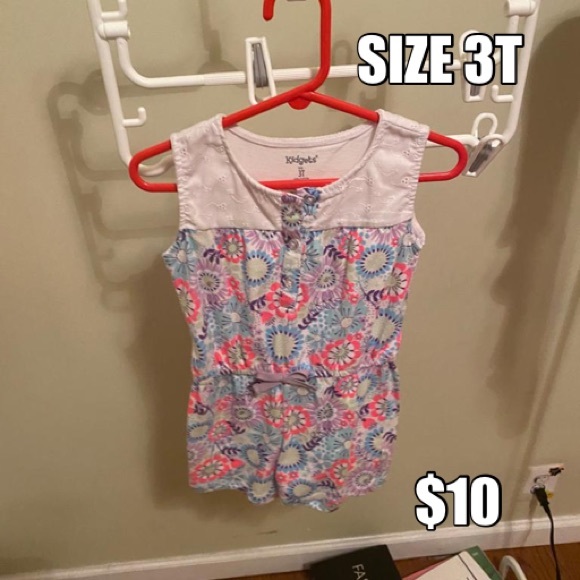 My daughter shoe and clothes. - Picture 3 of 8